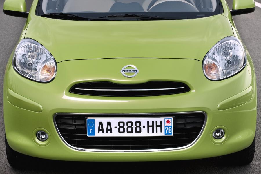  Nissan Micra 2010 года  (фото 26 из 70)